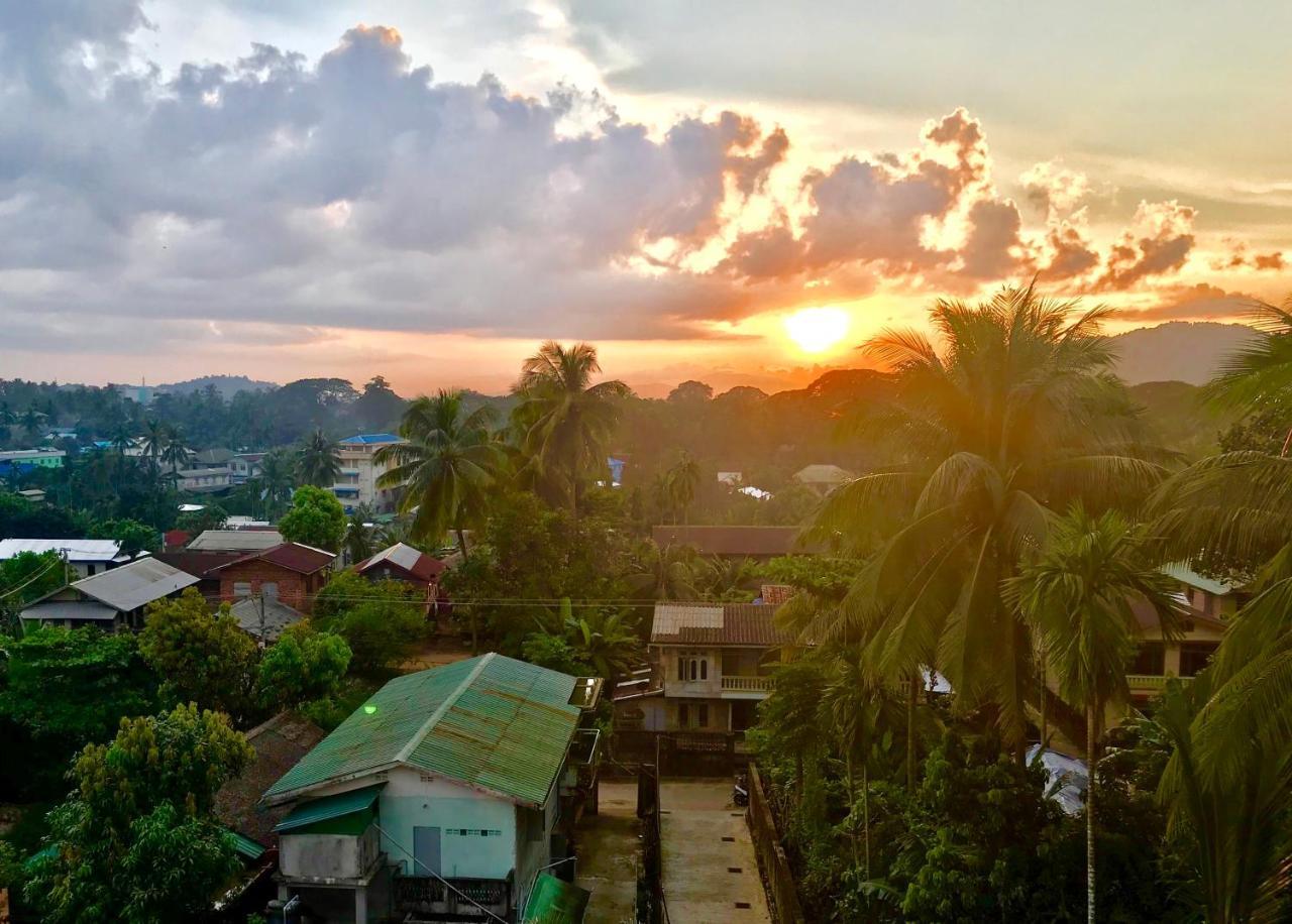 Regent Hotel Myeik Exteriör bild